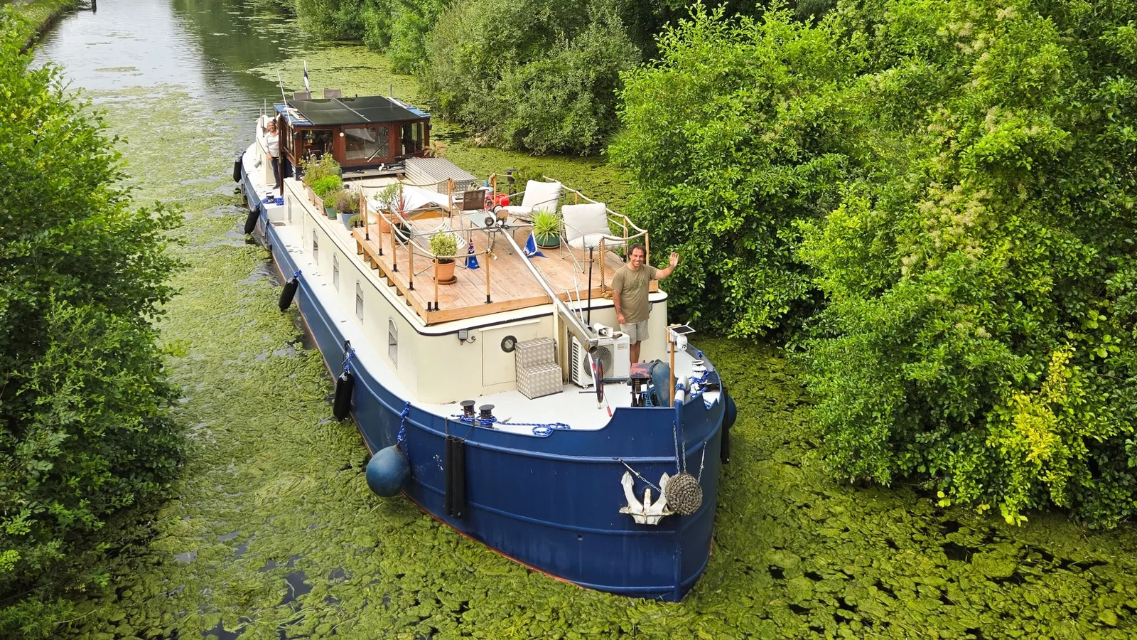 Magnifique péniche type Piper 19,95m – Tout confort – Terrasse - Autonome, photo 1 sur 22